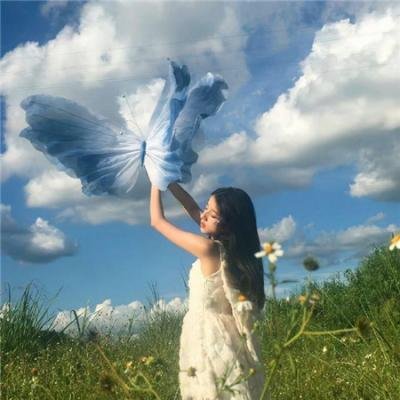 黑料爆料 - 某95后小花被曝学历造假，母校回应引争议